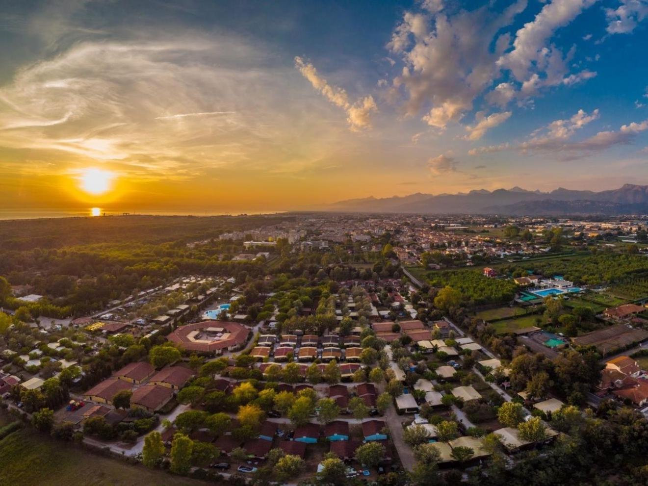 Chalets Tuscany 维亚雷焦 外观 照片